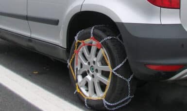 Do Hired Cars Come With Snow Chains?