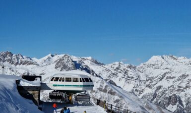 A Comprehensive Guide to Skiing in Italy