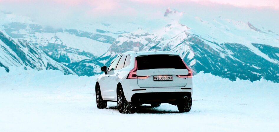 suv-in-winter
